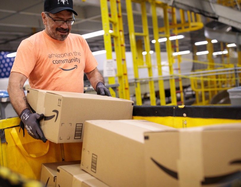 Amazon responds to Hurricane Dorian disaster Nassau / Paradise Island